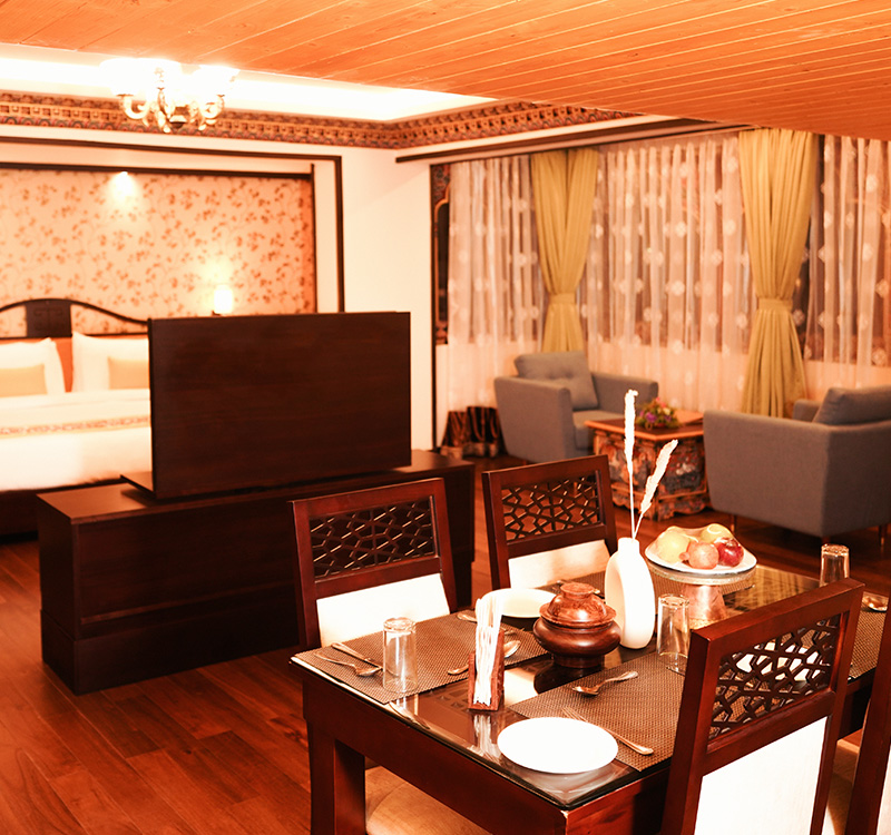 hotel room in gangtok,Kanchenjunga suite