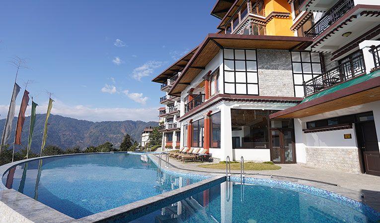 dine and wine open deck